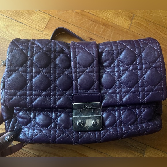 Dior Cannage Quilted Lambskin New Lock Flap Shoulder Handbag 100% Authentic - Picture 1 of 7